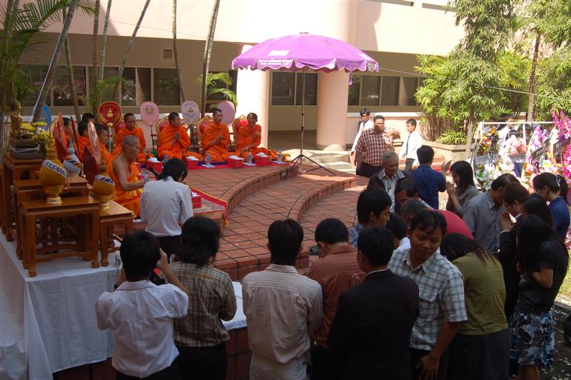 ../Picture/2552/DSC_0120 (Medium).JPG